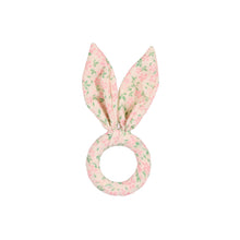 Load image into Gallery viewer, 3 Asst Sweet Pea Napkin Rings

