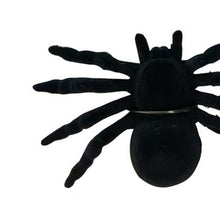 Load image into Gallery viewer, Four Pack Of Spooky Spiders
